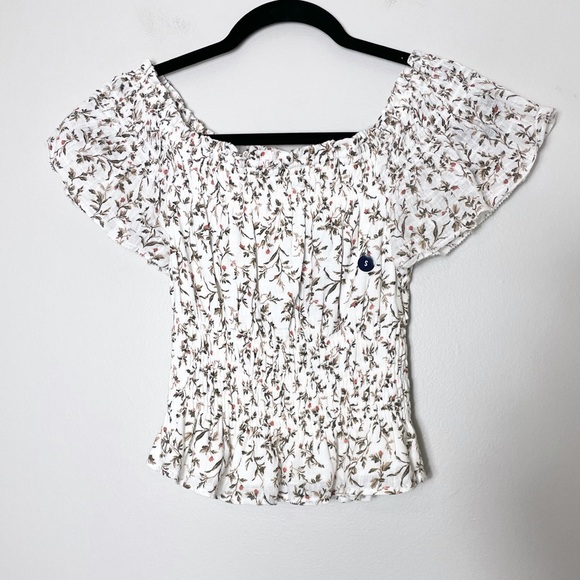 Abercrombie & Fitch Tops - Abercrombie White Floral Off the Shoulder Top